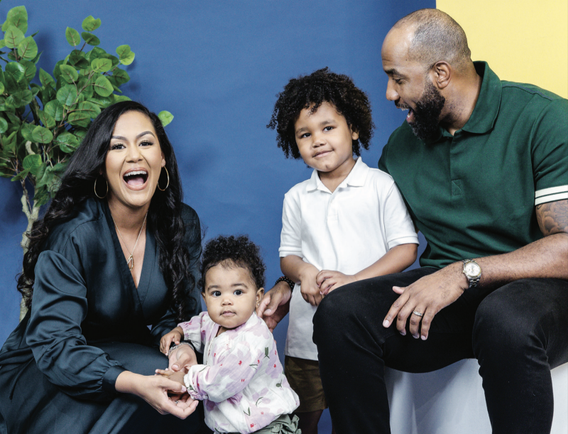 Photo of Rianka Dorsainvil ’09 and family